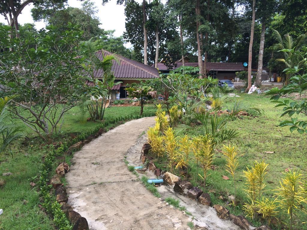 Baansanook Resort & Swimming Pool Koh Chang Extérieur photo