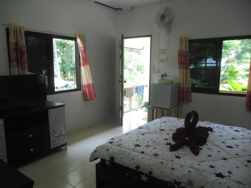 Baansanook Resort & Swimming Pool Koh Chang Extérieur photo